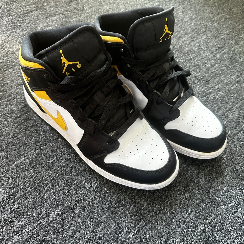 Air Jordan Black and Yellow Sneakers